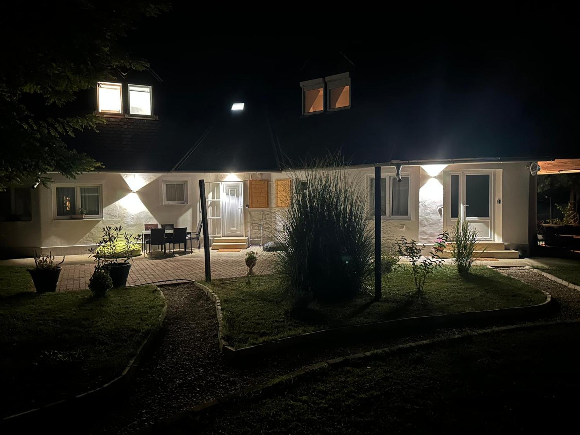 Levendulakert Siofok Apartmanhaz מראה חיצוני תמונה